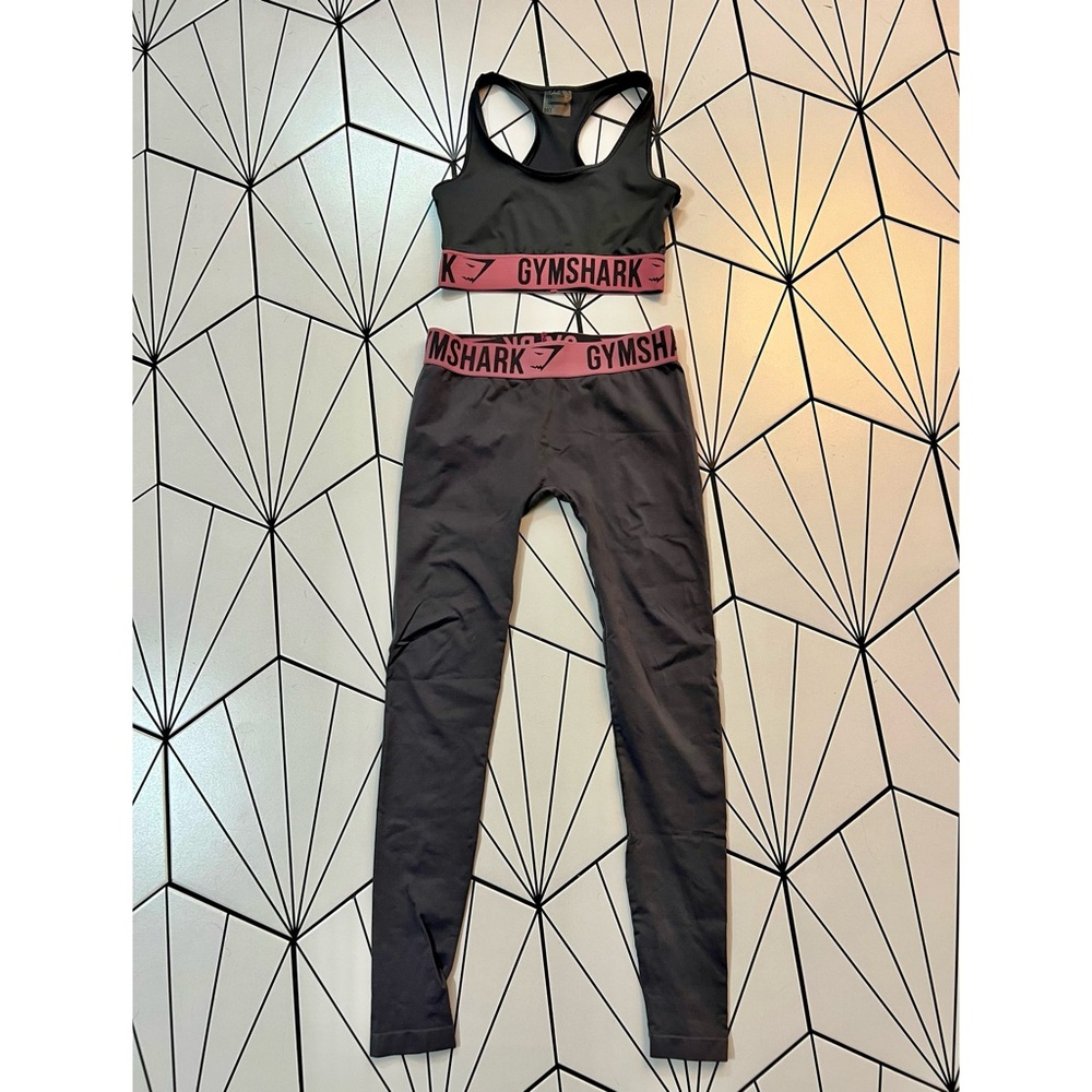 Gymshark Flex Set - size M medium